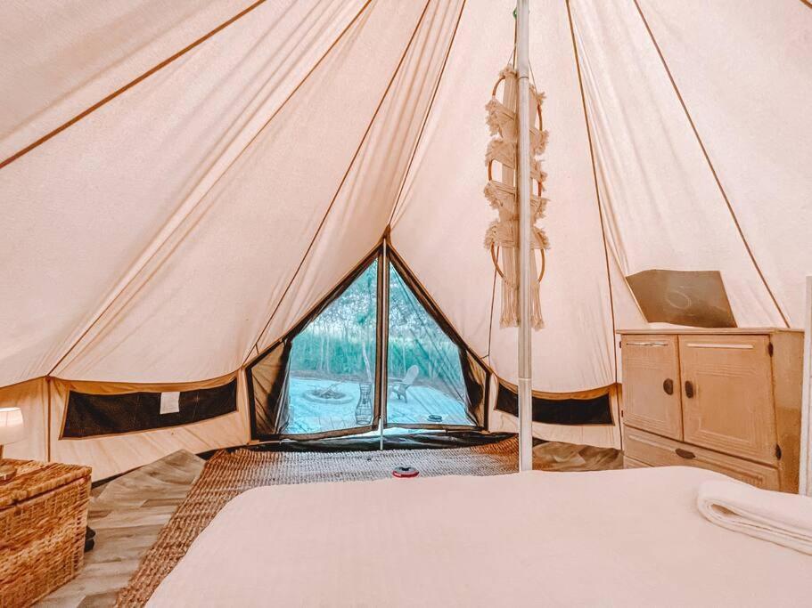 Cute Off Grid Glampsite With Wifi- 5 Min From Haleiwa Town Hotel Екстериор снимка